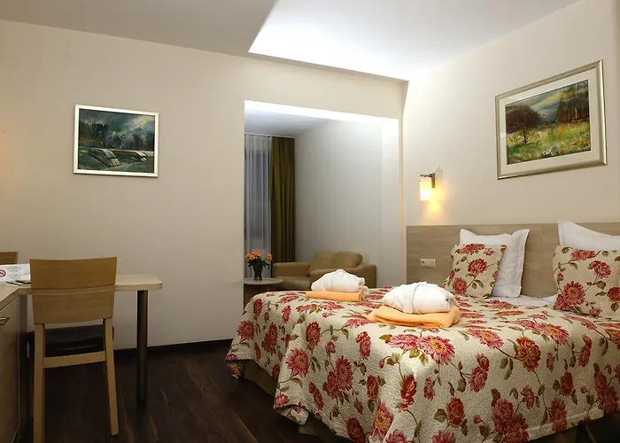 Nad Przełomem Hotel 3*